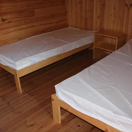 Camping Des Lacs*** Ferienhaus Celles-sur-Plaine